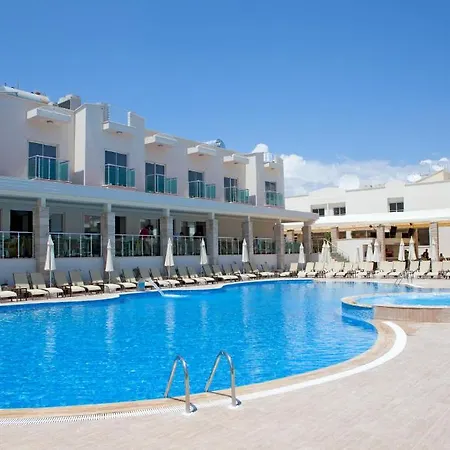 Курортный комплекс Dream Family Club 4*