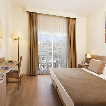 Курортный комплекс Dream Family Club 4*